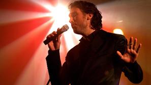 Jan bo pri nas ob 12. uri.