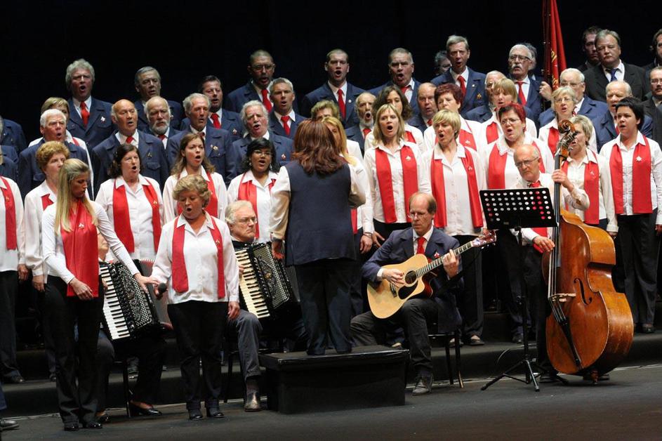 proslava, Dan upora proti okupatorju, pevski zbor