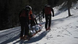 Eno izmed letošnjih zimskih posredovanj reševalcev s Koroške. (Foto: Pu Slovenj 