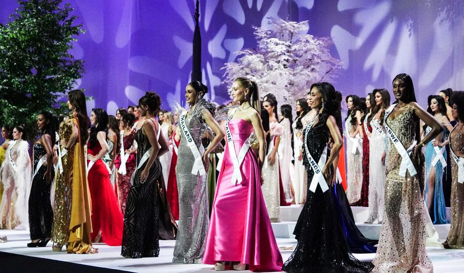 Nov škandal: Miss Universe zaradi rasistične geste ob naziv