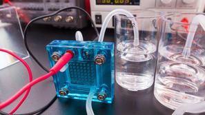 Vodikove celice vodikov pogon laboratorij raziskovalci znanstveniki