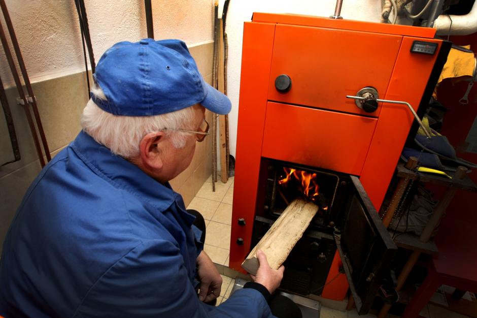 slovenija 9.2.2012, kurilnica, drva, kurjac, pec na drva, foto:Spela Mohoric | Avtor: Špela Mohorič