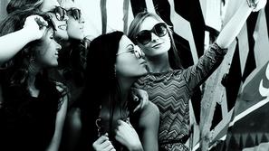 ženske prijateljice zabava