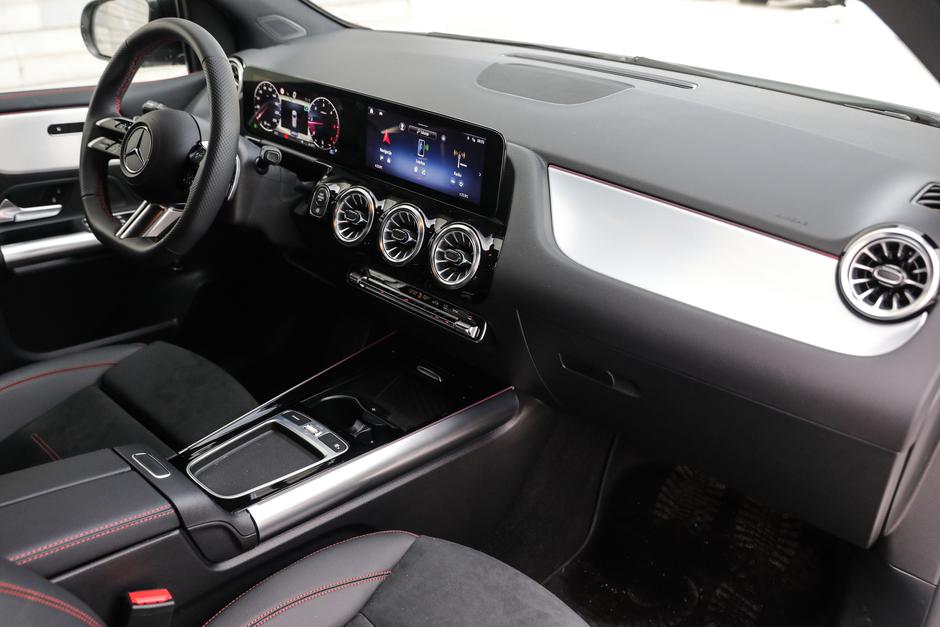 Mercedes Benz B 200 d | Avtor: Saša Despot