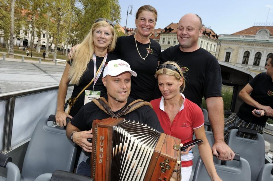 Zoran Zorko rekord v igranju harmonike