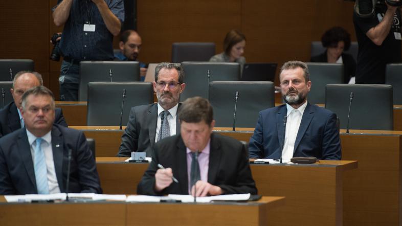 Franc Jurša, Ivan Hršak, Robert Polnar in Jurij Lep na prvi seji 8. državnega zbora Republike Slovenije