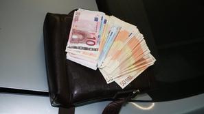 Vlamljanje v bankomate