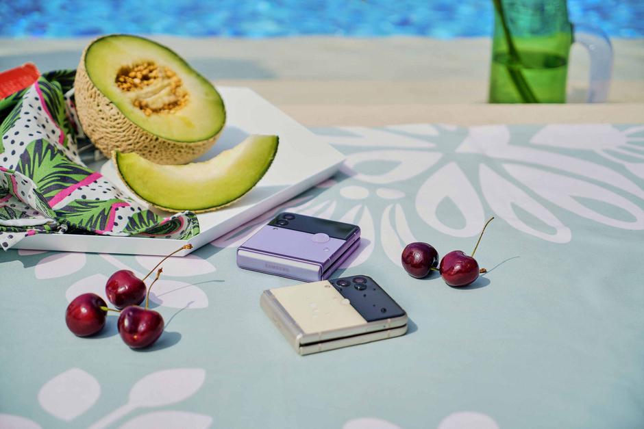 Samsung Galaxy Flip3 5G | Avtor: Samsung