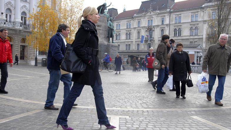 slovenija 23.11.07, copova ulica, tlakovci, visoke petke, center, Ljubljana, fot