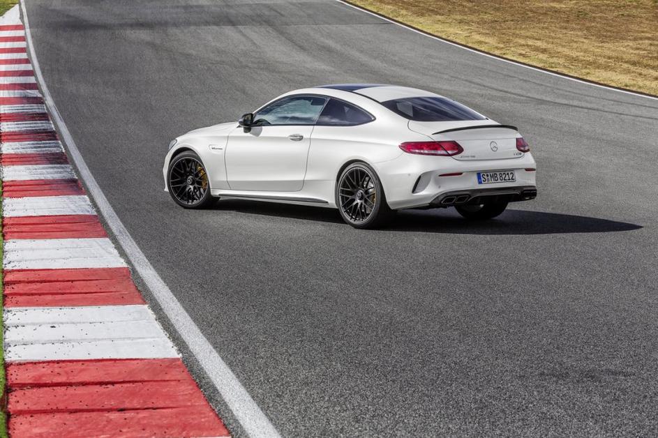 Mercedes Benz AMG C 63 coupe