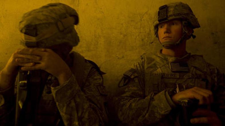 Novembra 2008 so se ameriški vojaki pripravljali na napad talibanov na ameriško 