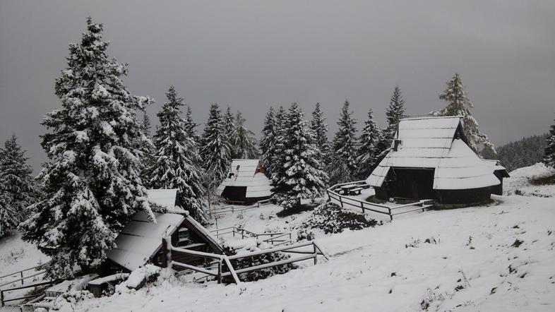 Velika Planina sneg