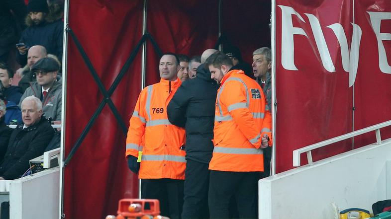 arsene wenger tunel arsenal