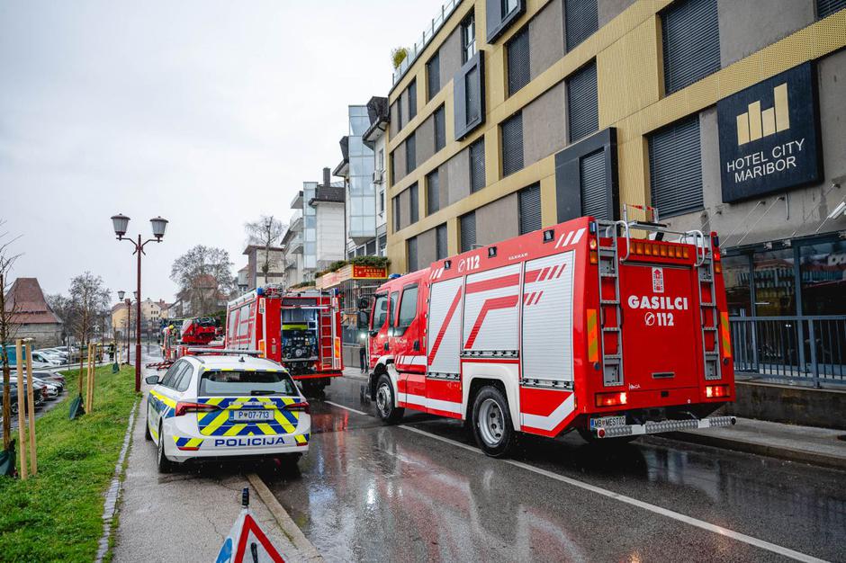 Lent požar Maribor hotel City | Avtor: Žan Osim/mariborinfo.com