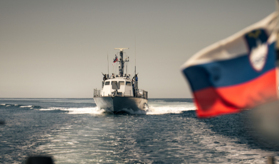 Slovenija se je pridružila ostri potezi proti Iranu