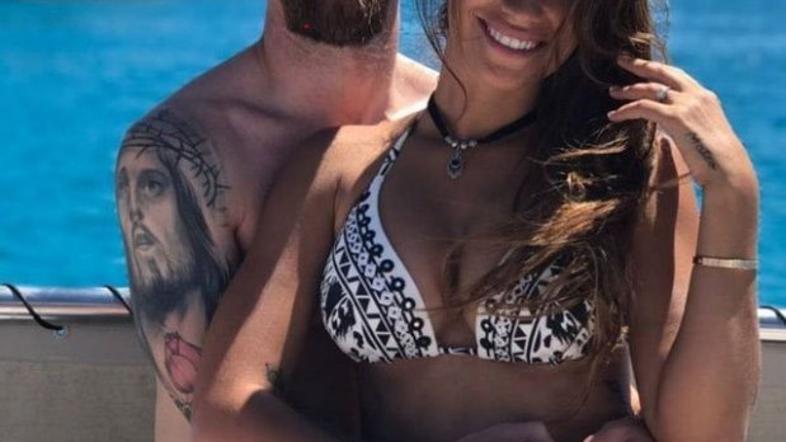 messi antonella roccuzzo