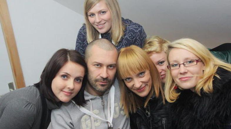 Na Koroškem, natančneje v klubu Yagababa, je Ali En to soboto s seboj prinesel v