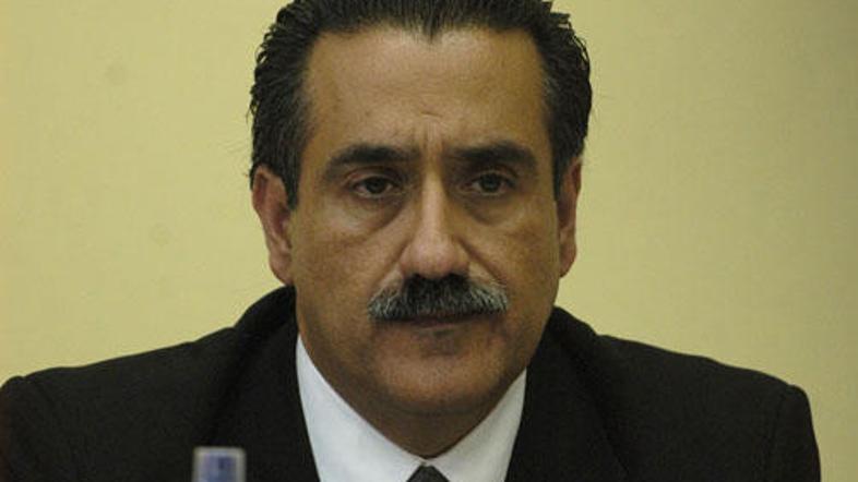 Gvatemalski notranji minister Vinicio Gomez je umrl v nesreči helikopterja.