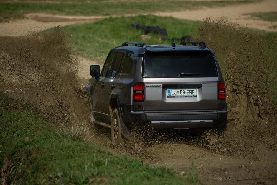 Toyota Land Cruiser | Avtor: Anže Petkovšek