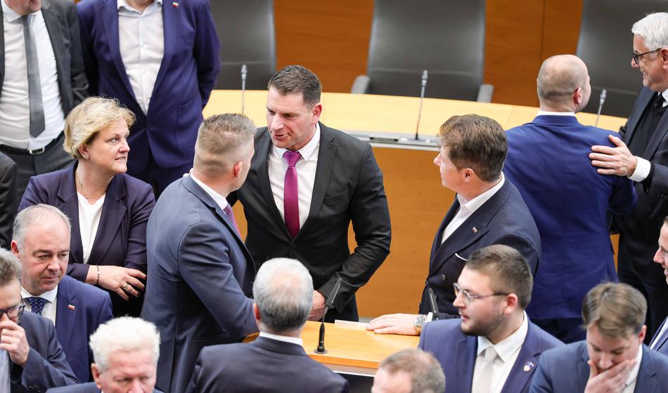 Stevanović na prvi dan z nenavadno potezo, tako naj bi bil bolj dosegljiv