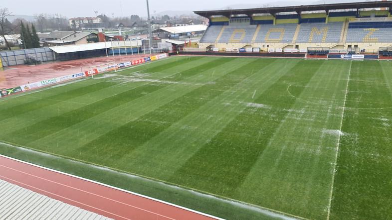 stadion Domžale dež