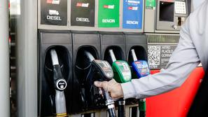 bencinska črpalka, gorivo