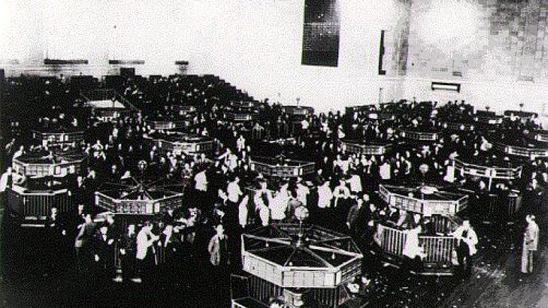Leta 1929 po dogodkih na Wall Streetu se je svet prvič zavedal, kako nevarno je 