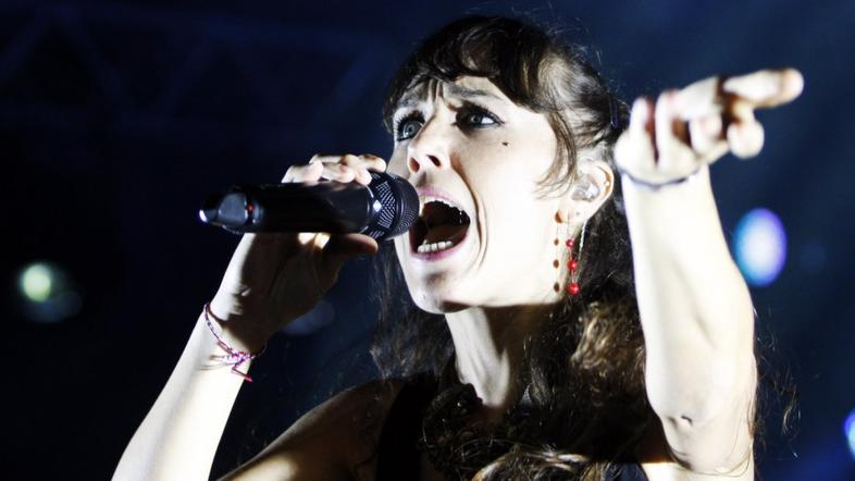 Zaz v Križanke prinesla ljubezen