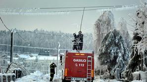 slovenija 03.02.14, zled, led, sneg, naravna katastrofa, skoda, elektrika, cisce