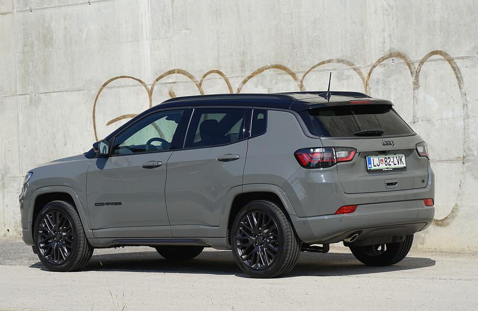 jeep compass | Avtor: Matija_Janežič