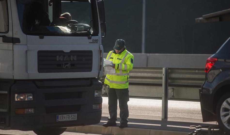 Kar 231 kršitev v slabih dveh mesecih, Dars zdaj še zaostruje pravila