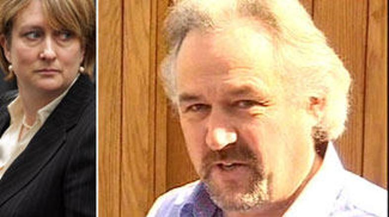 Smithova je res besna na svojega soproga.