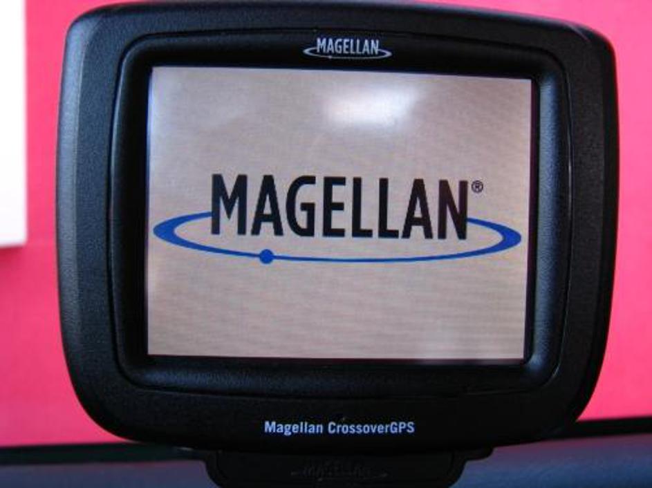 CrossoverGPS ob nekaterih kompromisih uporabniku ponuja zanesljivega in informat