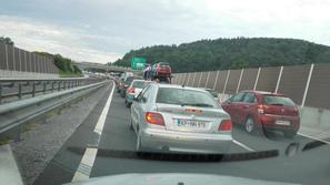 Nesreča na dolenjski avtocesti