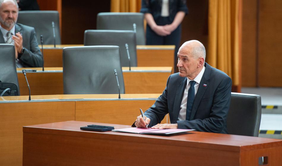Janez Janša izvoljen za mandatarja z glasom presenečenja