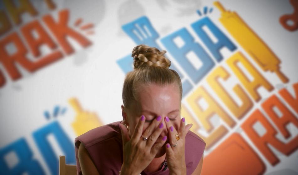 Po smrti dekleta znana Slovenka razkrila vse