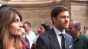 Xabi Alonso, poroka Albiola