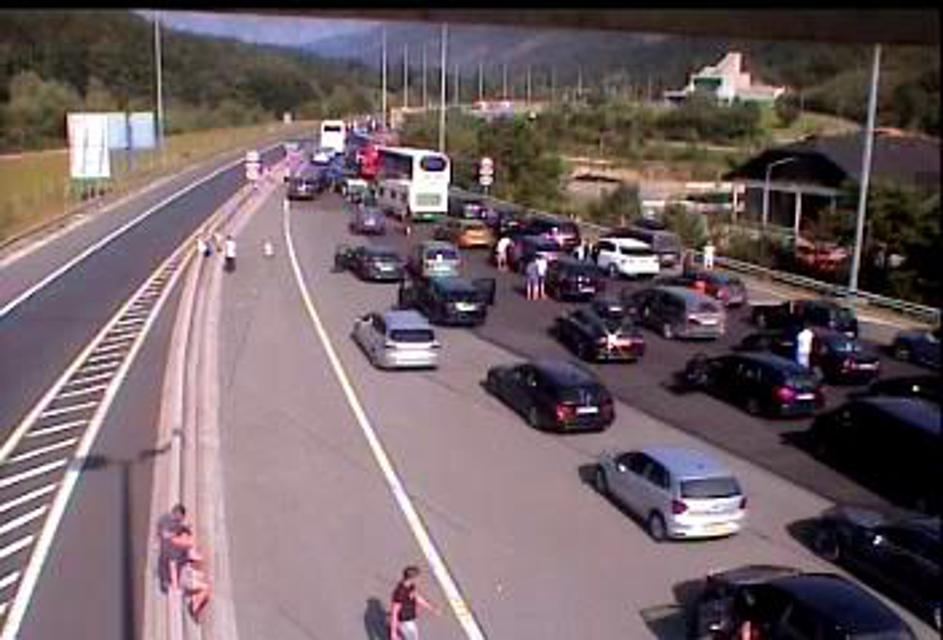 Gneča pred predorom Karavanke