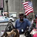 Duane Jackson, najbolj znani ulični prodajalec New Yorka. (Foto: Reuters)