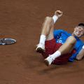Tomaš Berdych ni mogel proti poškodbi in Nikolaju Davidenku.