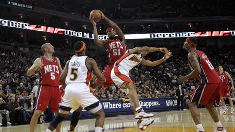 New Jersey se s porazi vse bolj oddaljuje od končnice.