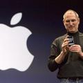Prav Jobsu analitiki pripisujejo poglavitni vpliv pri preporodu Appla in lansira
