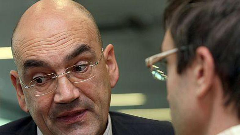 Imenovanje Veselinoviča je sprožilo val negodovanja v koaliciji, ki jo je v dobr