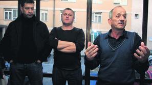 Če bi morali delavci zapustiti dom, bi ostali brez stalnega prebivališča; tako p