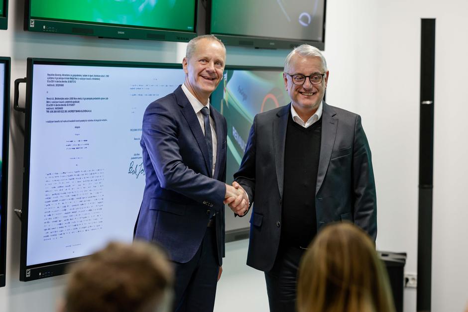 predstavitev proizvodnje Renault Twingo E-Tech electric, jože bele, matjaž han | Avtor: Saša Despot