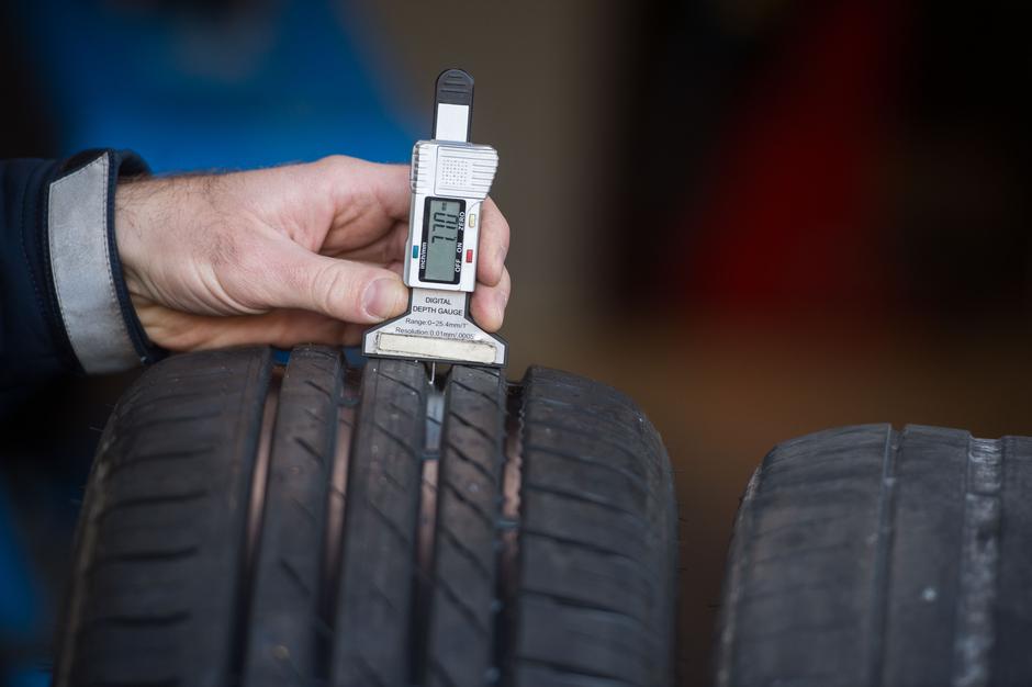 Test pnevmatik | Avtor: Anže Petkovšek