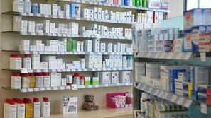 Novomeščanom se nova lekarna Dolenjskih lekarn obeta septembra v Hederi v Bršlji