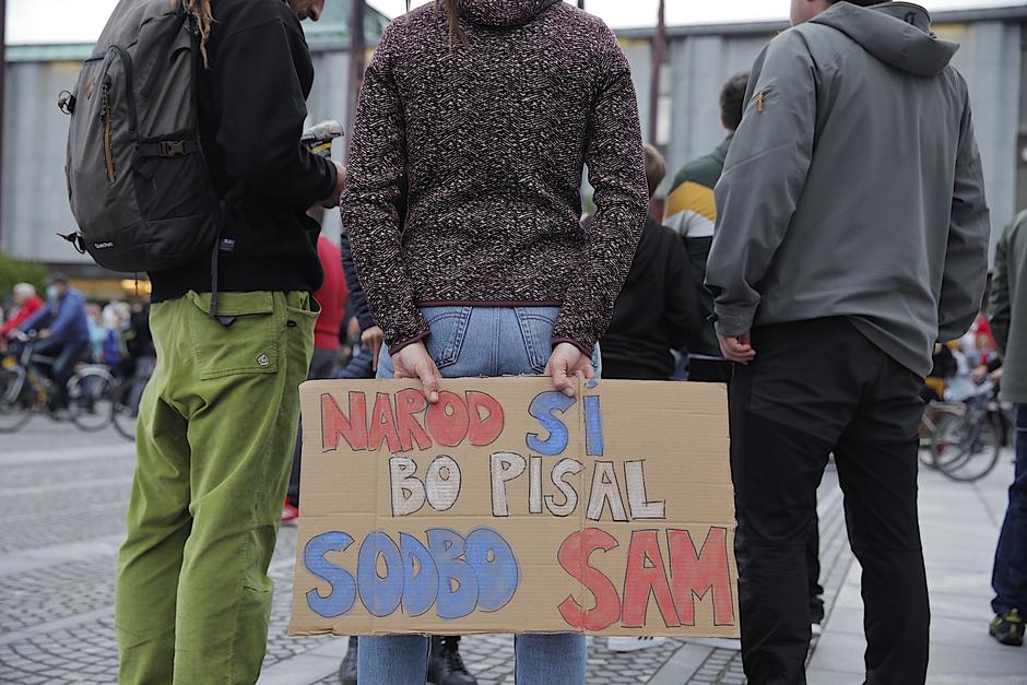tretji protivladni protest v Ljubljani | Avtor: Saša Despot