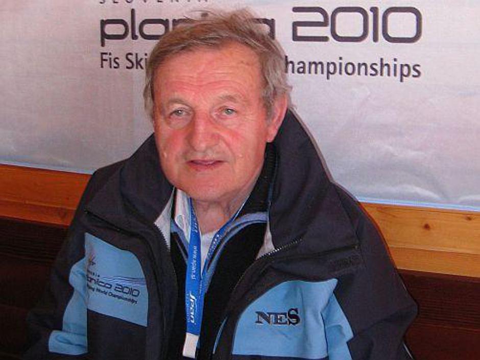 Janez Gorišek se nadeja, da bo v prihodnosti možno poleteti tudi do 300 metrov.  | Avtor: Žurnal24 main