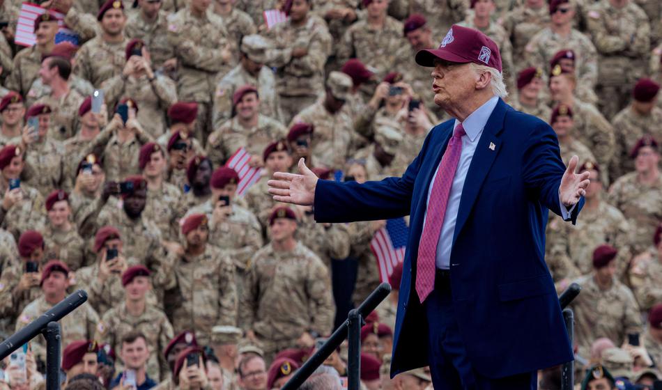 Bližnji vzhod stopil skupaj: Trumpa prosijo naj ne napade, a orožje ostaja pripravljeno